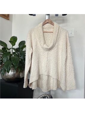 POL Boucle Knit Sweater Sz L Ivory Cowl High Low Long Sleeves Trendy